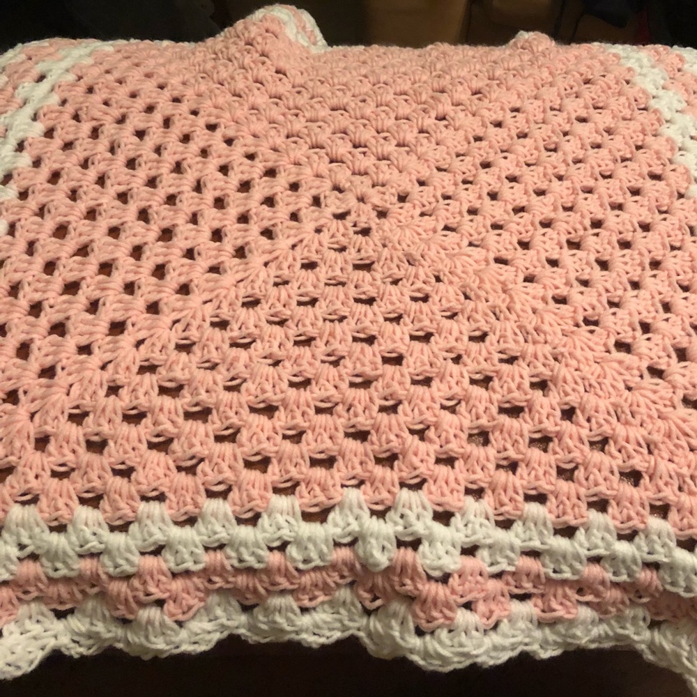 Knitted blanket